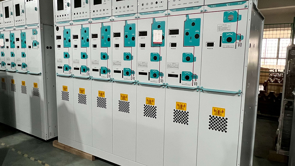 Fabrikant van hoogspannings-33kV gasgeïsoleerde schakelapparatuur (GIS) voor OEM.